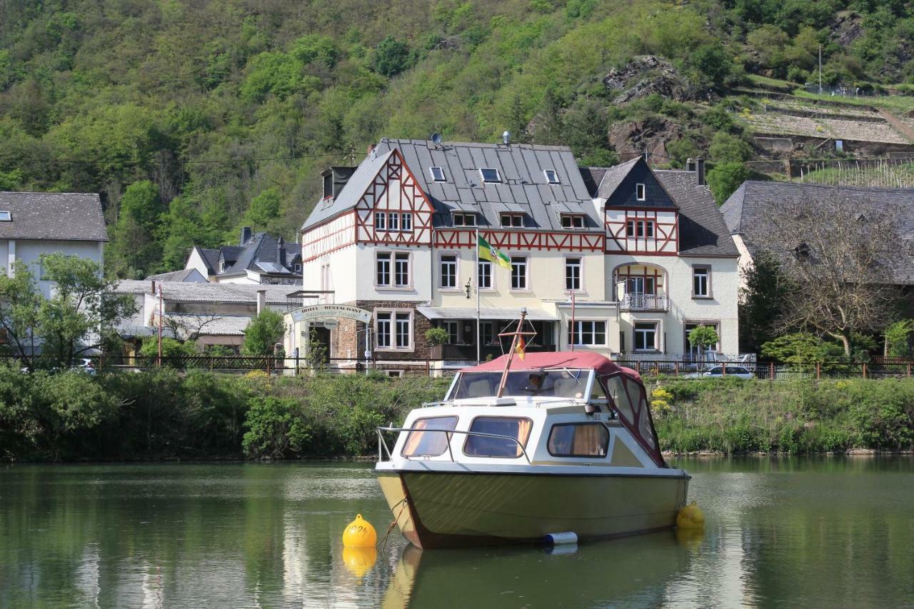 Hotel Hatzenporter Paradies *